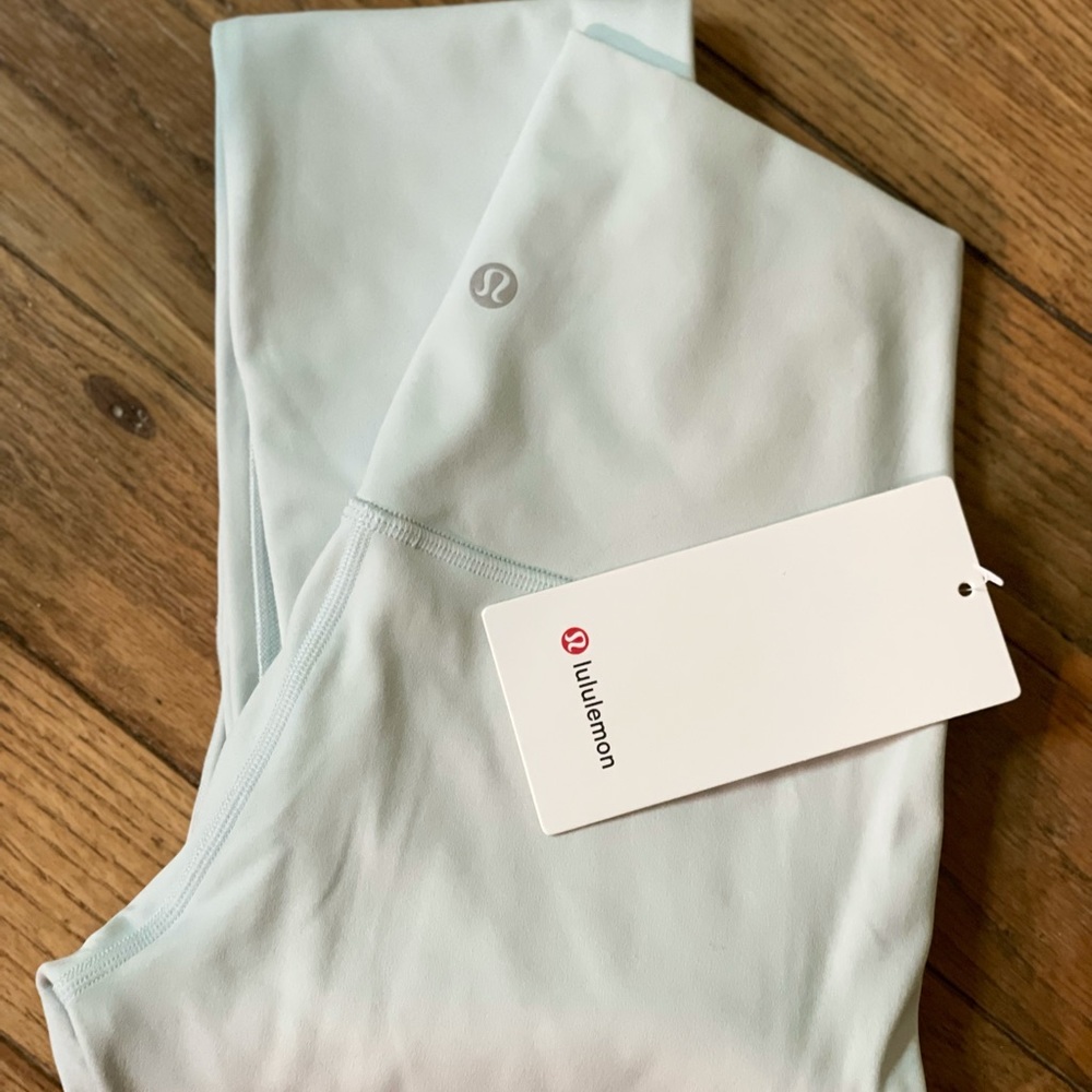 NWT LULULEMON ALIGN Pant Leggings 25” OCEAN AIR baby blue off white 8 Nulu - Picture 5 of 6
